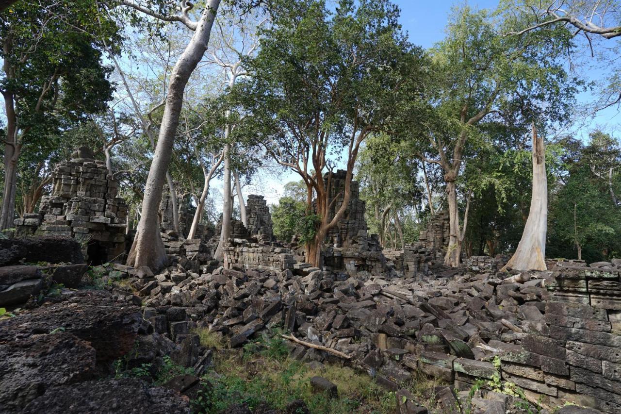 Royal Hotel Battambang Bagian luar foto