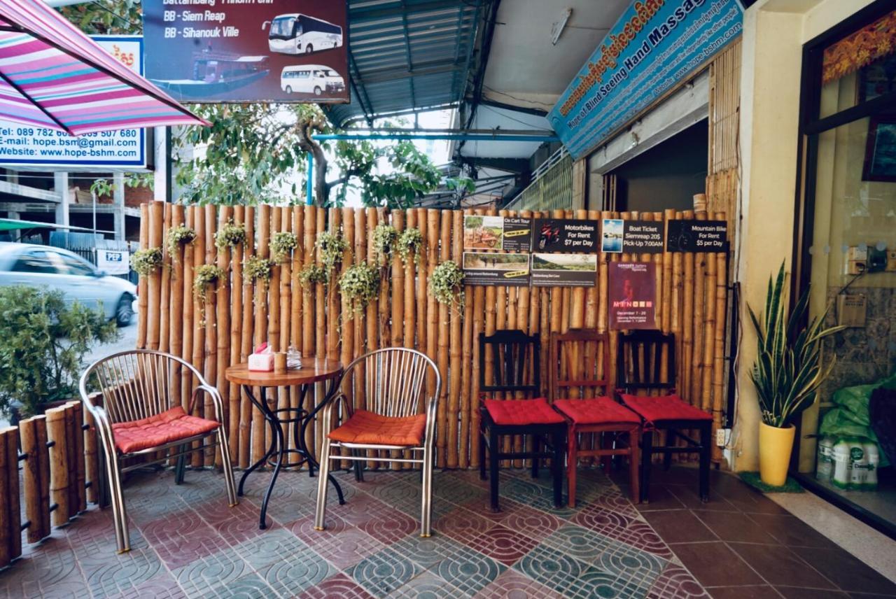 Royal Hotel Battambang Bagian luar foto