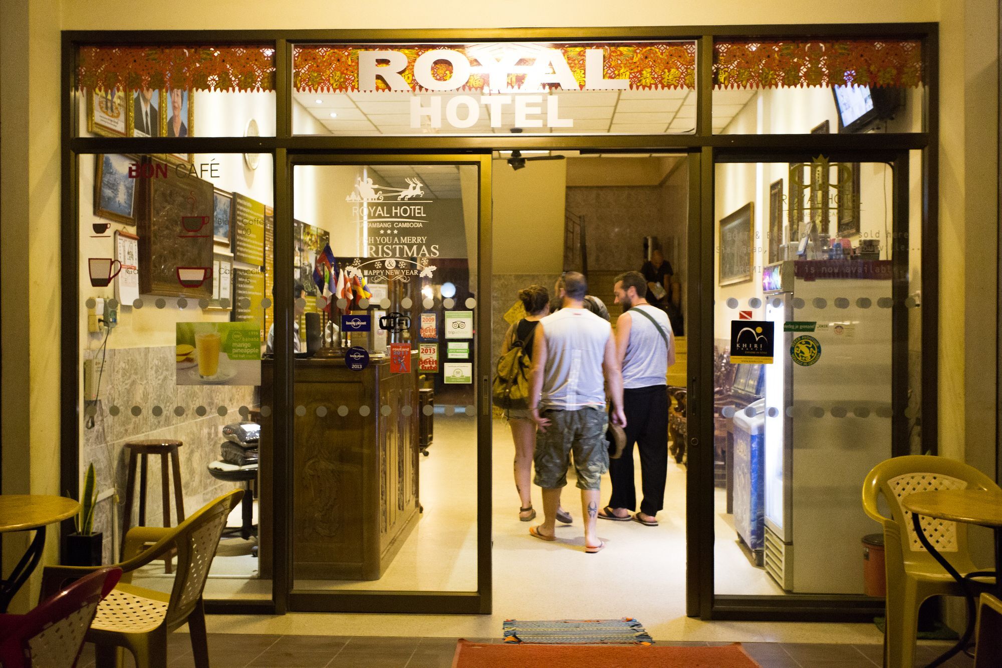 Royal Hotel Battambang Bagian luar foto