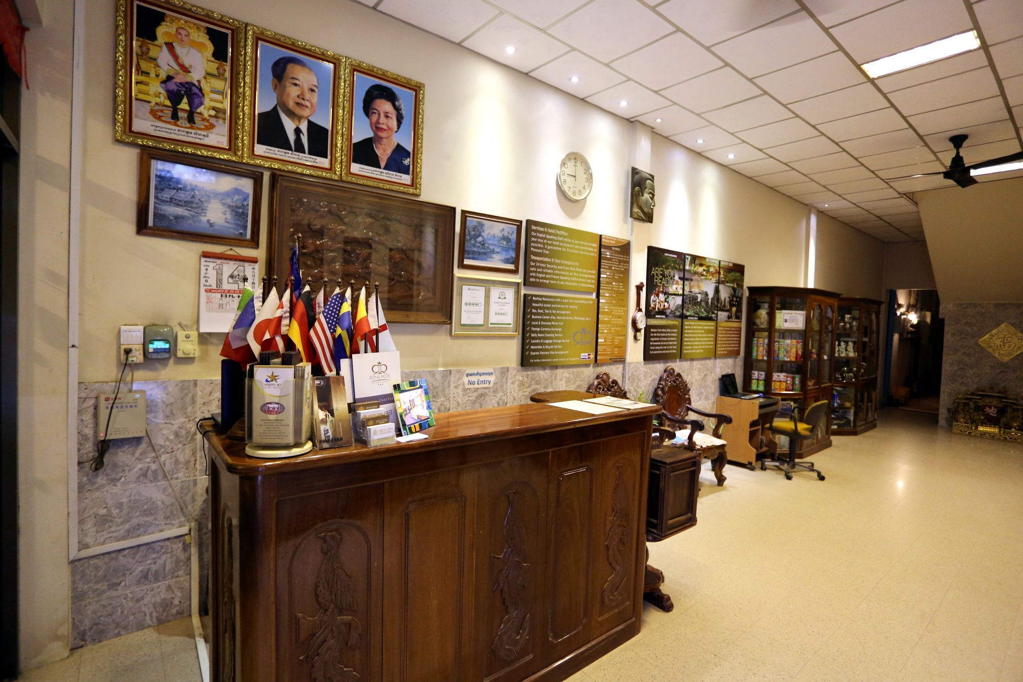 Royal Hotel Battambang Bagian luar foto